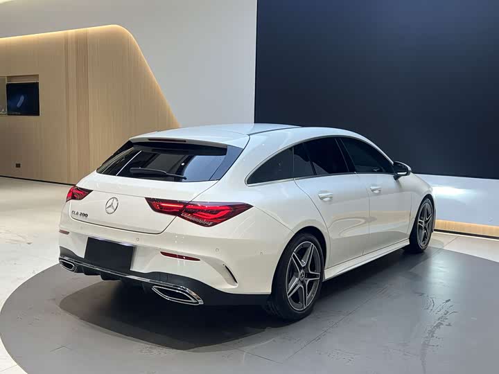 Photo 7 - Mercedes-Benz CLA-Class