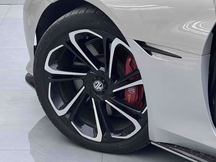 Фото 8 - MG Motor Cyberster