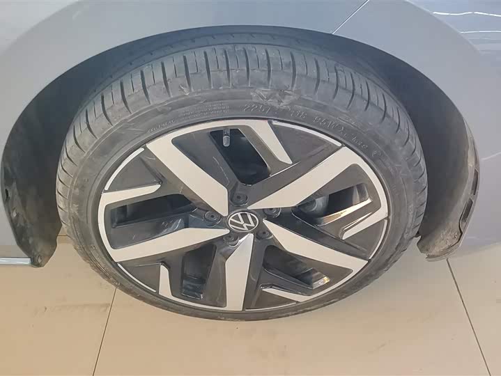 Фото 6 - Volkswagen Lamando L