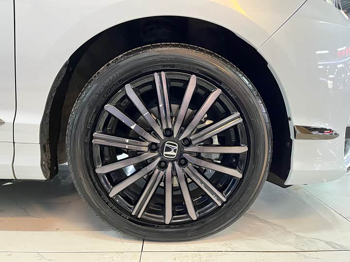 Фото 7 - Honda Elysion