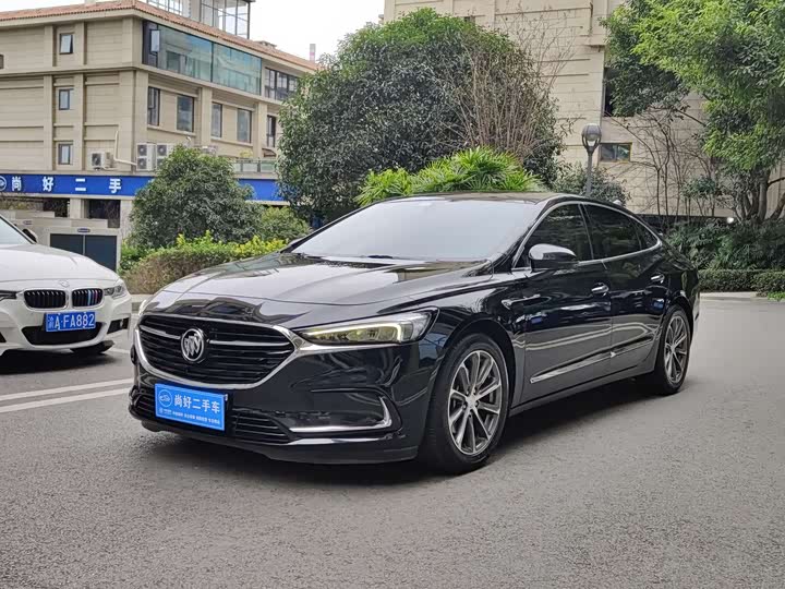 Фото 1 - Buick LaCrosse