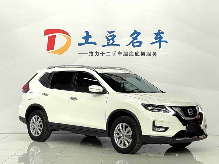 Фото 2 - Nissan X-Trail