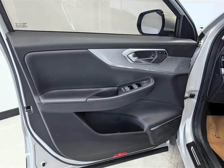 Фото 7 - Beijing X7