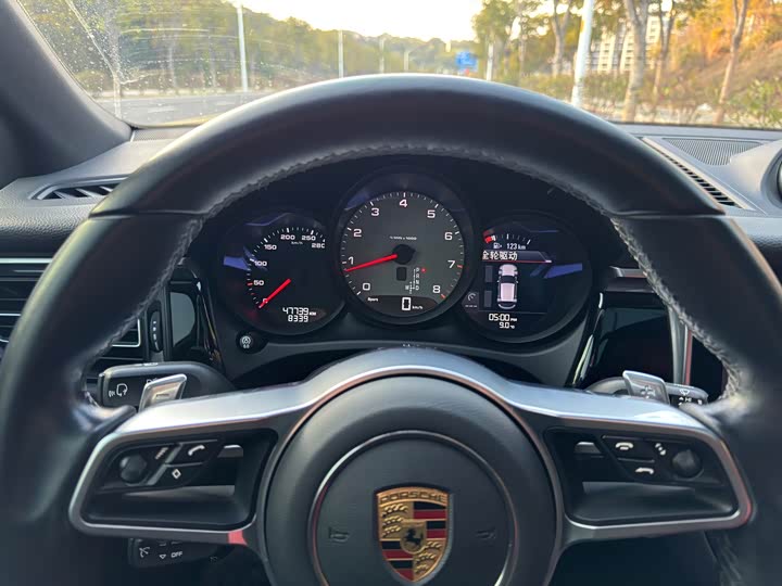 Фото 5 - Porsche Macan