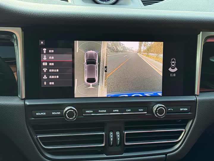 Фото 6 - Porsche Macan