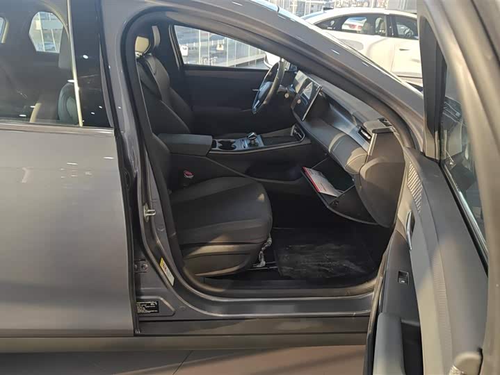 Фото 8 - BYD Qin Plus