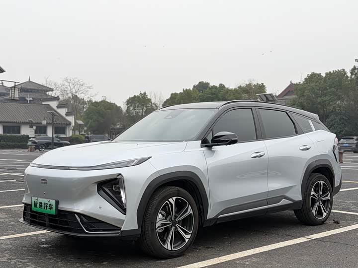 Фото 3 - Geely Galaxy L7