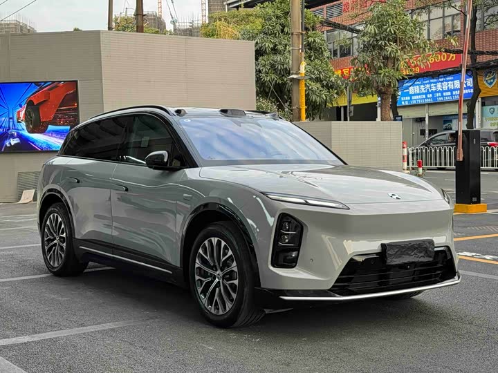 Фото 3 - Nio ES6