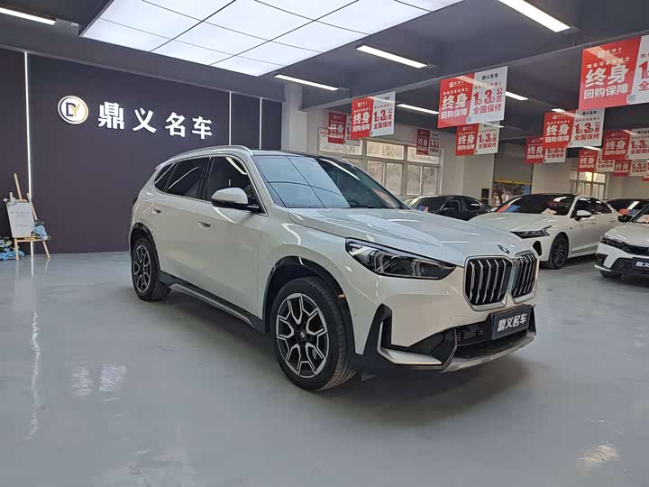 Фото 2 - BMW X1