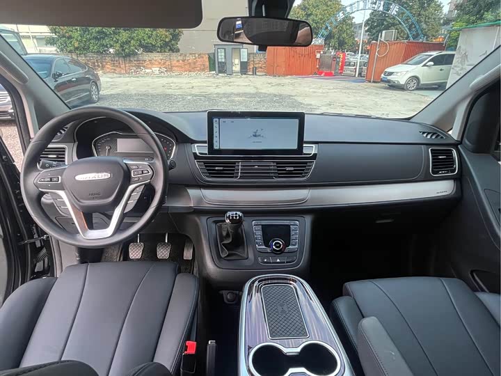 Фото 8 - Maxus G10