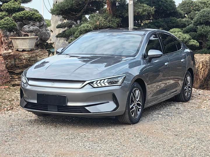 Фото 1 - BYD Qin Plus