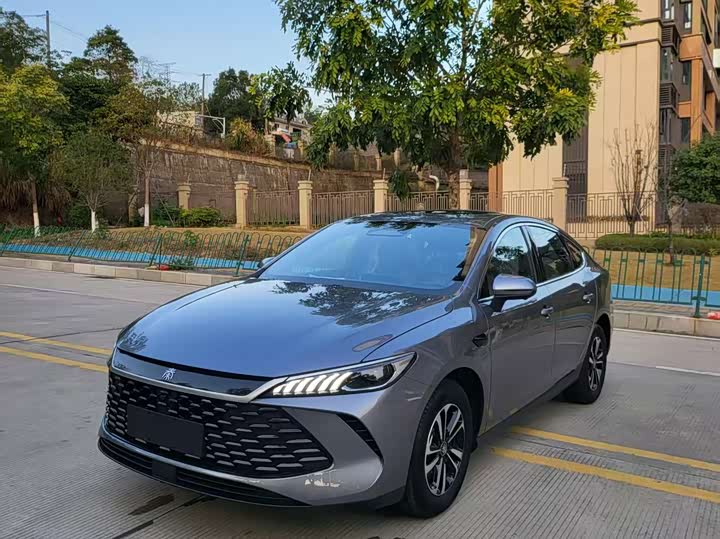 Фото 1 - BYD Qin Plus