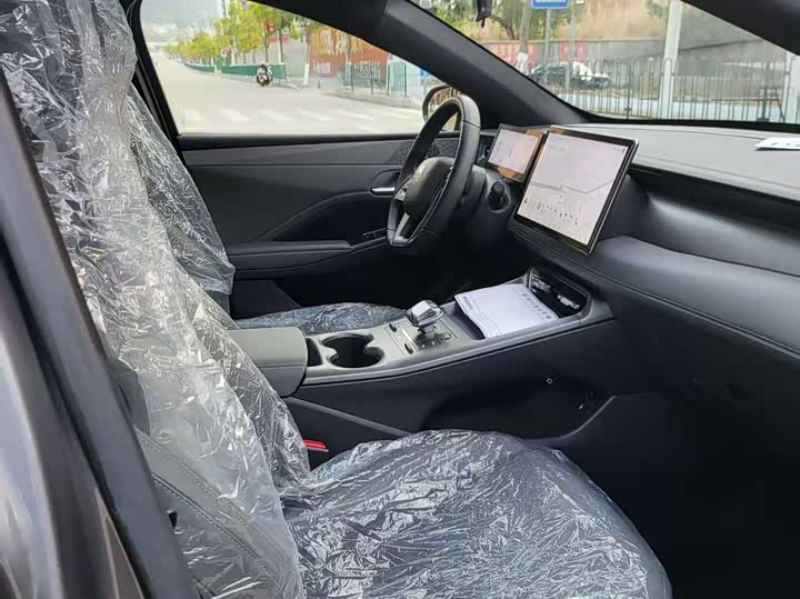 Фото 8 - BYD Qin Plus