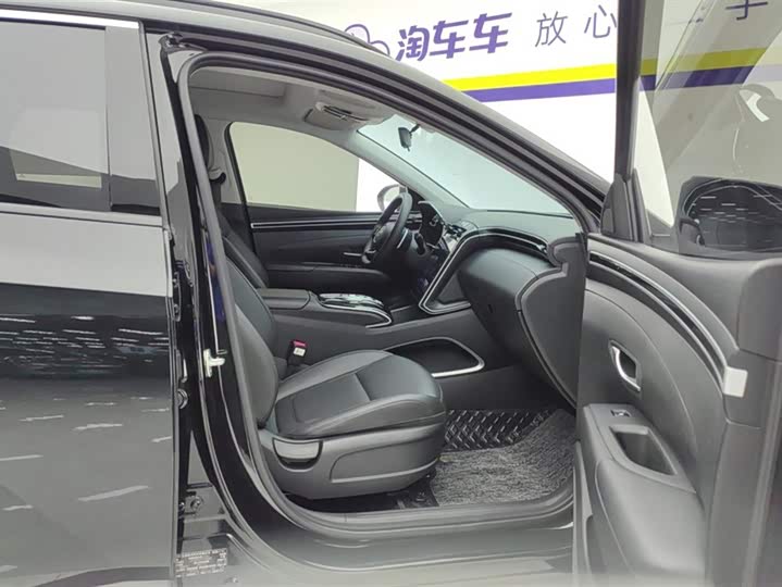 Фото 8 - Hyundai Tucson L