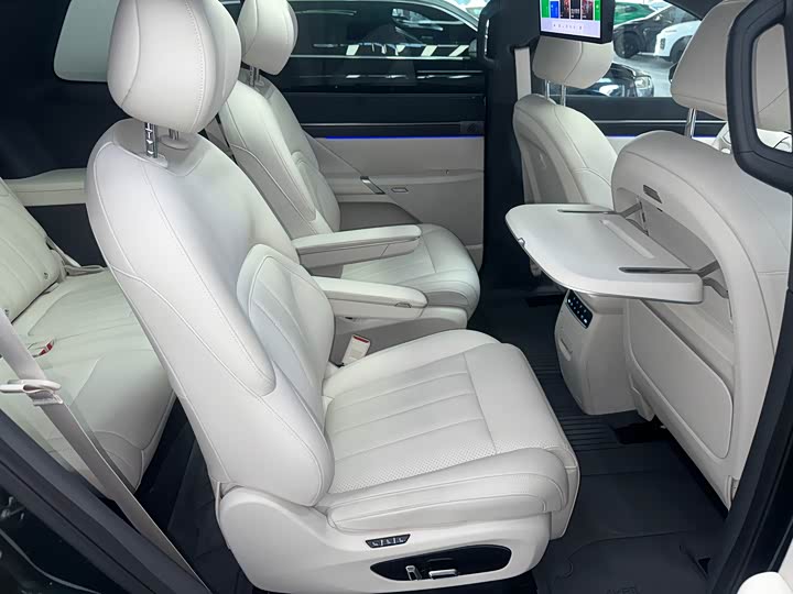 Фото 8 - Dongfeng Yipai eπ 008