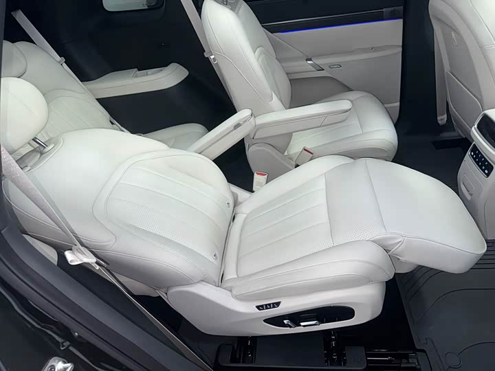 Фото 9 - Dongfeng Yipai eπ 008