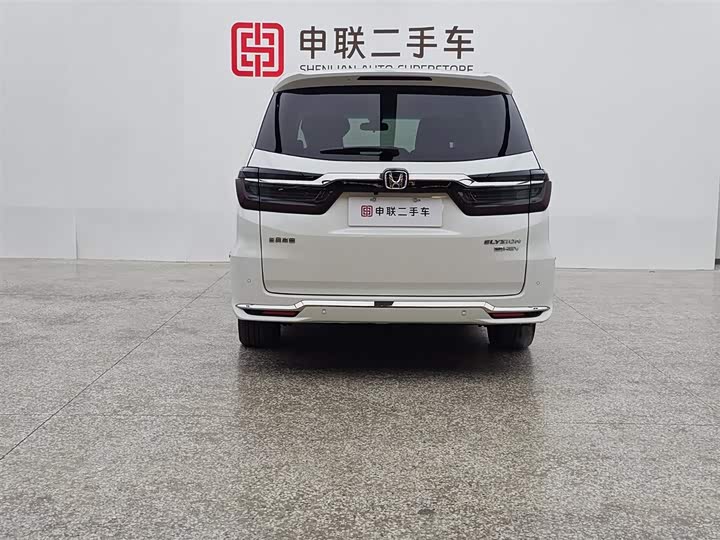 Фото 3 - Honda Elysion