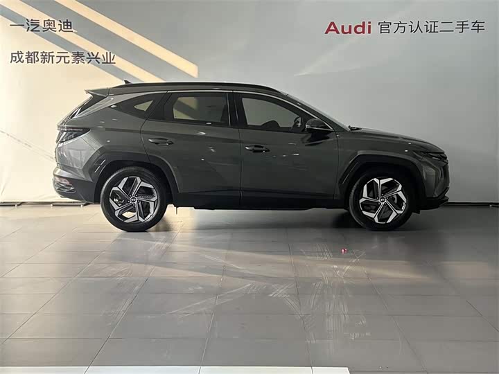 Фото 3 - Hyundai Tucson L
