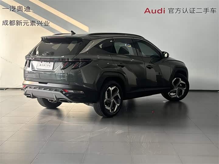 Фото 4 - Hyundai Tucson L