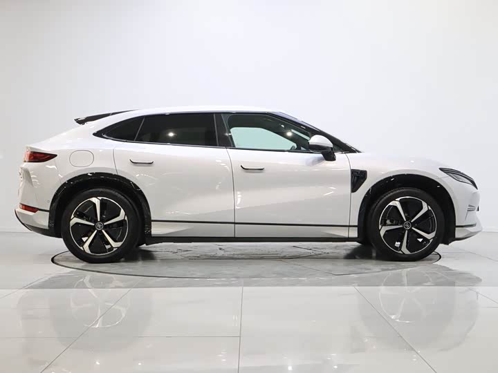 Фото 7 - BYD Song L