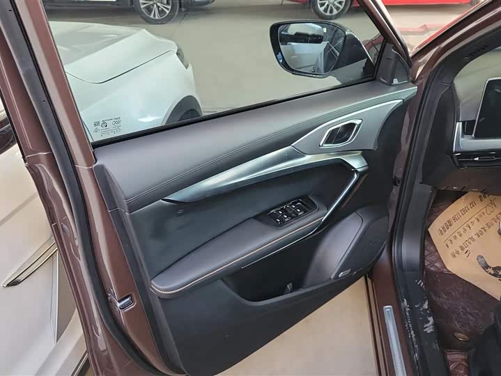 Фото 7 - MG Motor One