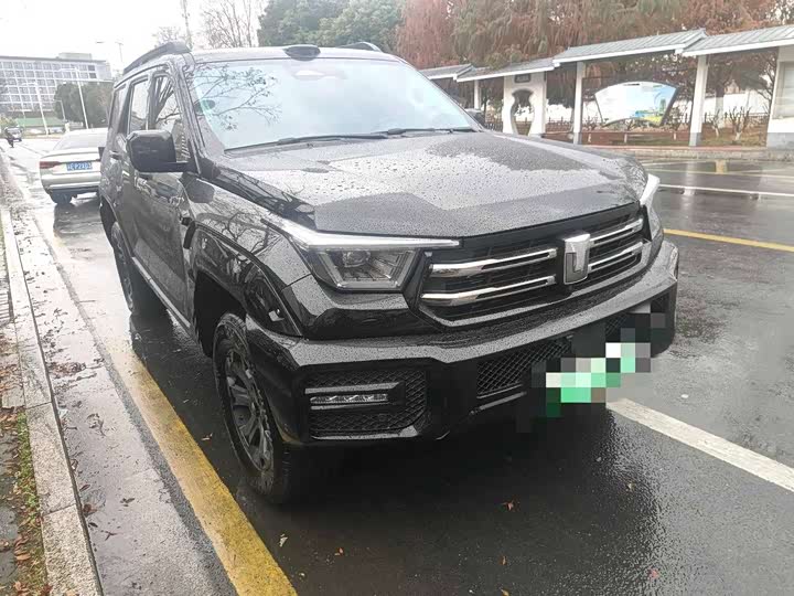 Фото 2 - Tank 400 Hybrid