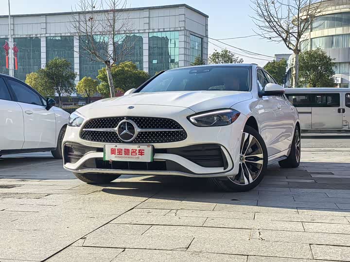 Фото 1 - Mercedes-Benz C-Class Hybrid