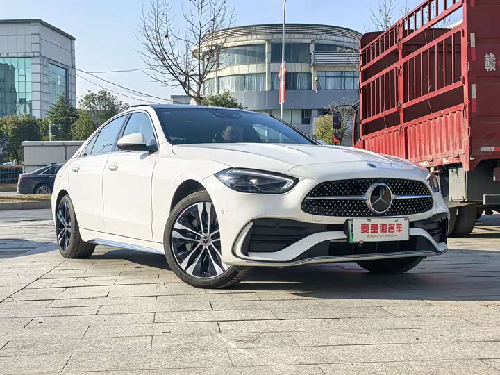 Фото 3 - Mercedes-Benz C-Class Hybrid