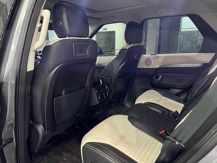 Фото 7 - Land Rover Discovery