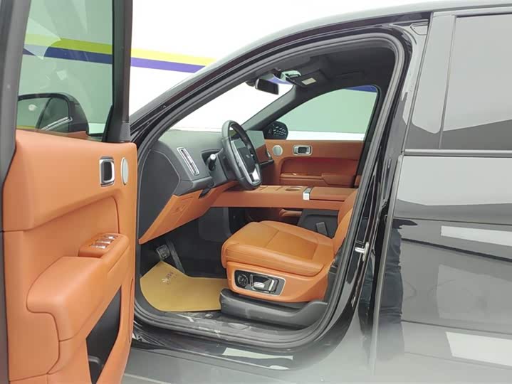 Фото 9 - LiXiang L8