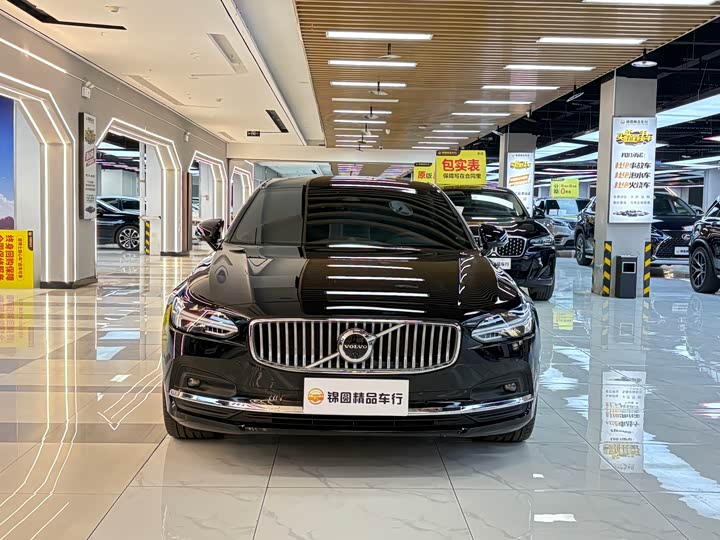 Фото 8 - Volvo S90