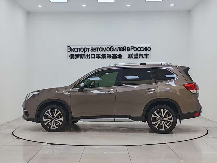 Фото 5 - Subaru Forester