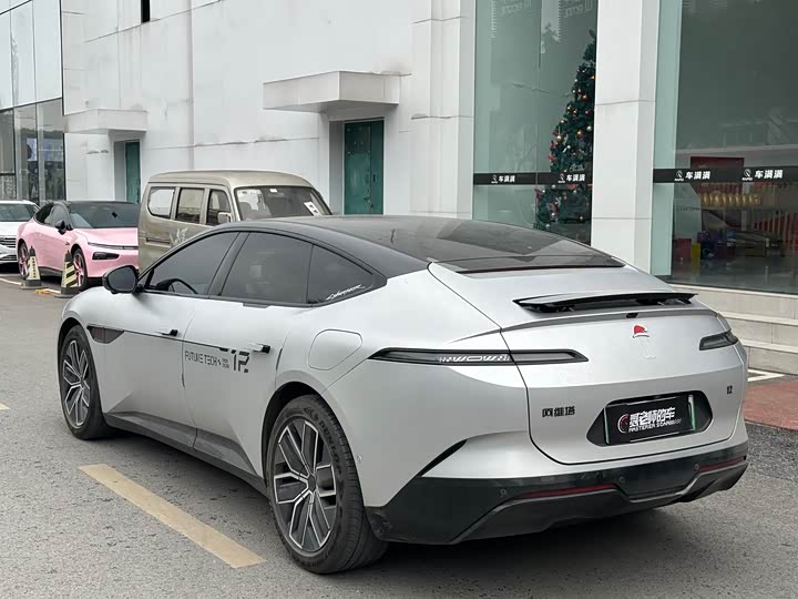 Фото 6 - Avatr 12