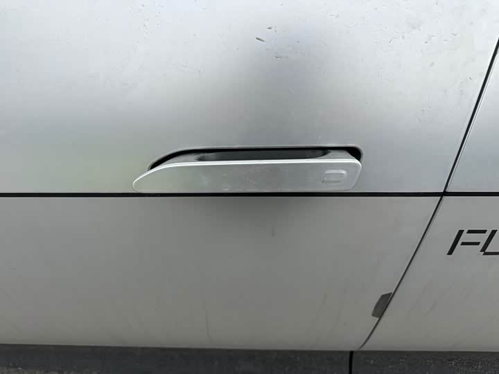 Фото 8 - Avatr 12