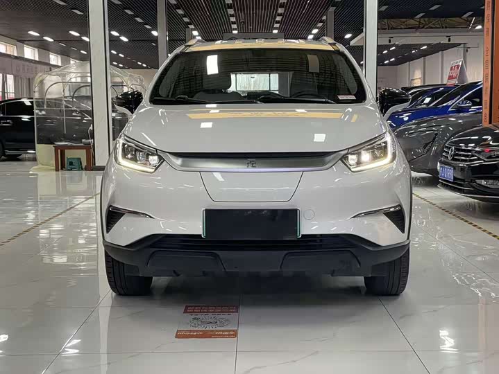 Фото 2 - BYD Yuan Pro