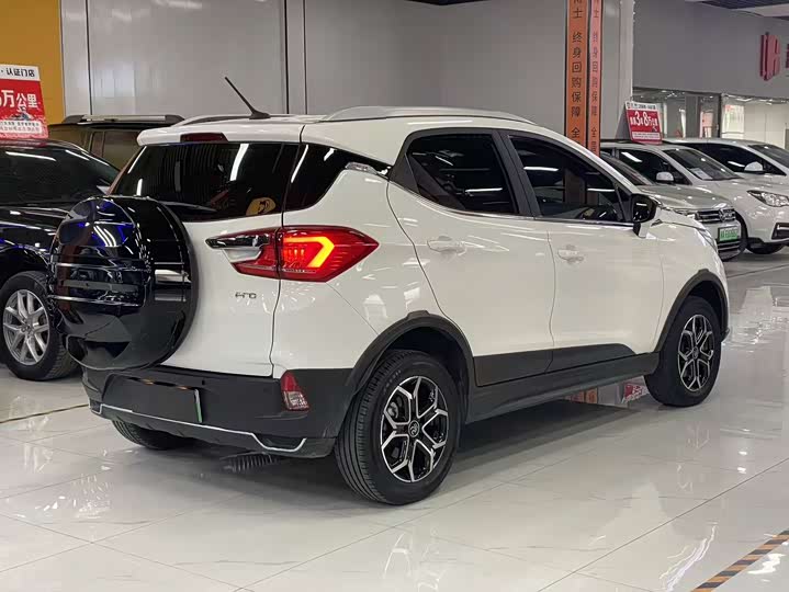 Фото 4 - BYD Yuan Pro