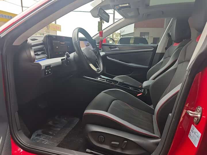 Фото 3 - Volkswagen Lamando L