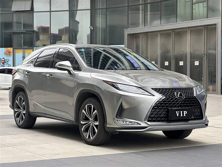Фото 3 - Lexus RX