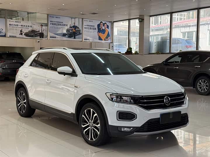 Фото 3 - Volkswagen T-Roc