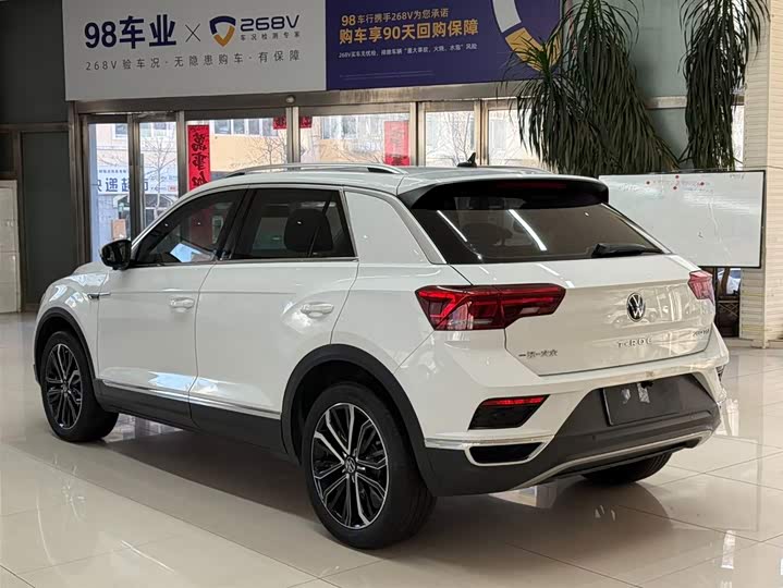 Фото 6 - Volkswagen T-Roc