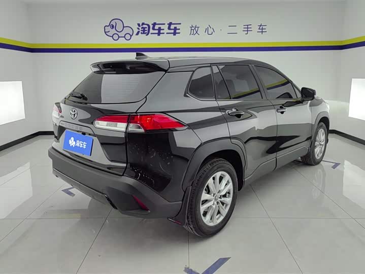 Photo 3 - Toyota Corolla Cross
