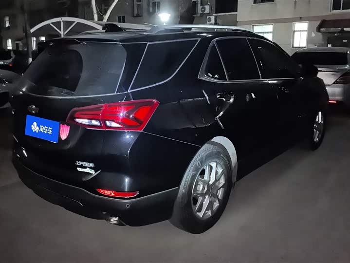 Фото 3 - Chevrolet Equinox