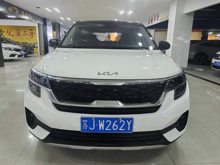 Фото 2 - Kia KX3