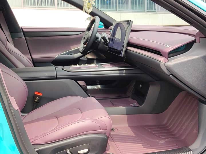 Фото 5 - Xiaomi SU7