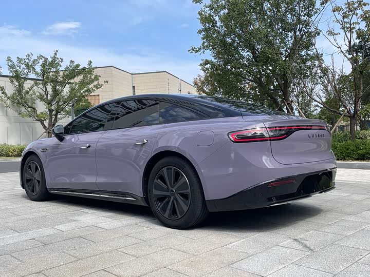 Фото 4 - Luxeed S7