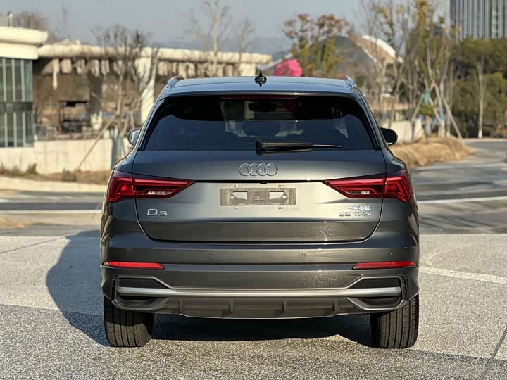 Фото 5 - Audi Q3