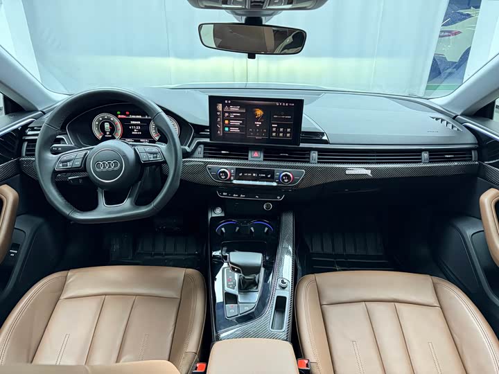 Фото 8 - Audi A5