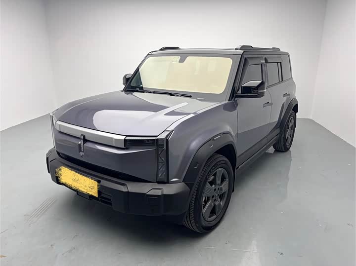 Фото 1 - Chery iCar 03