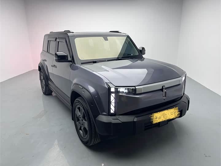 Фото 3 - Chery iCar 03