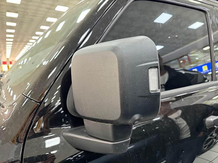 Фото 9 - Tank 300